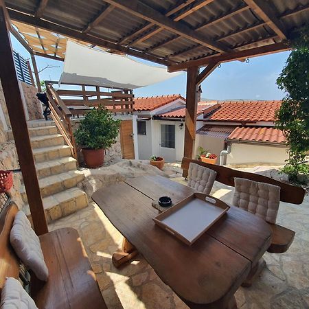 Holiday House Pag Zubovici Luaran gambar