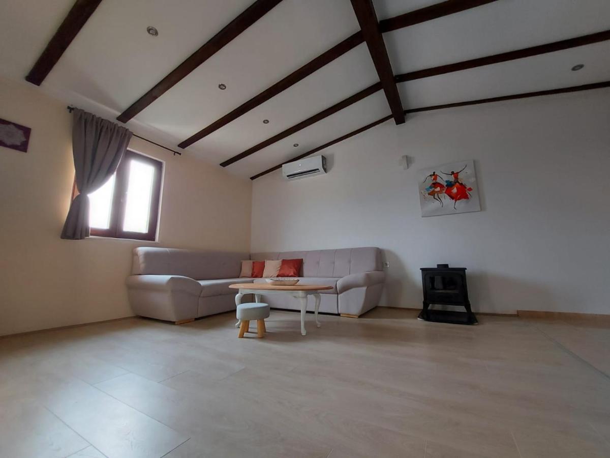 Holiday House Pag Zubovici Luaran gambar