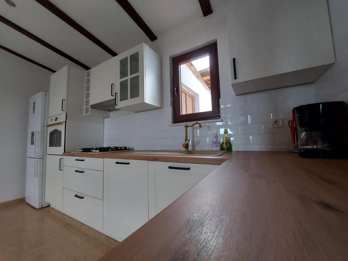 Holiday House Pag Zubovici Luaran gambar
