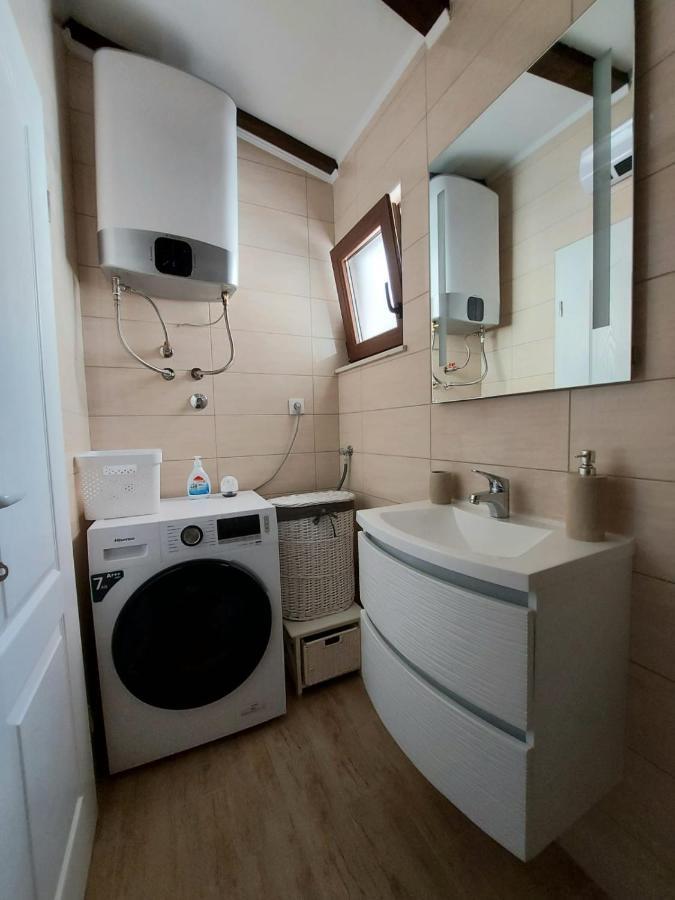 Holiday House Pag Zubovici Luaran gambar