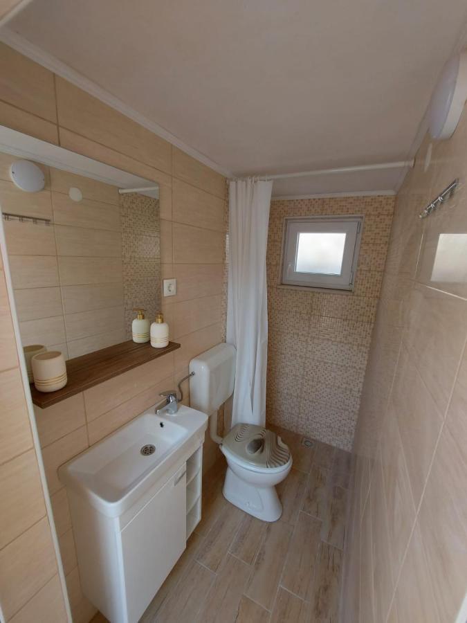 Holiday House Pag Zubovici Luaran gambar