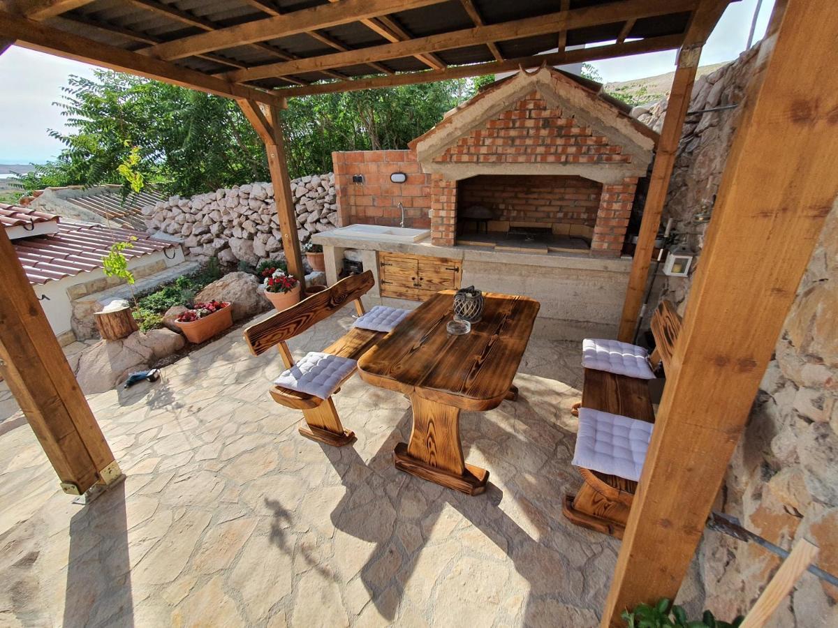 Holiday House Pag Zubovici Luaran gambar